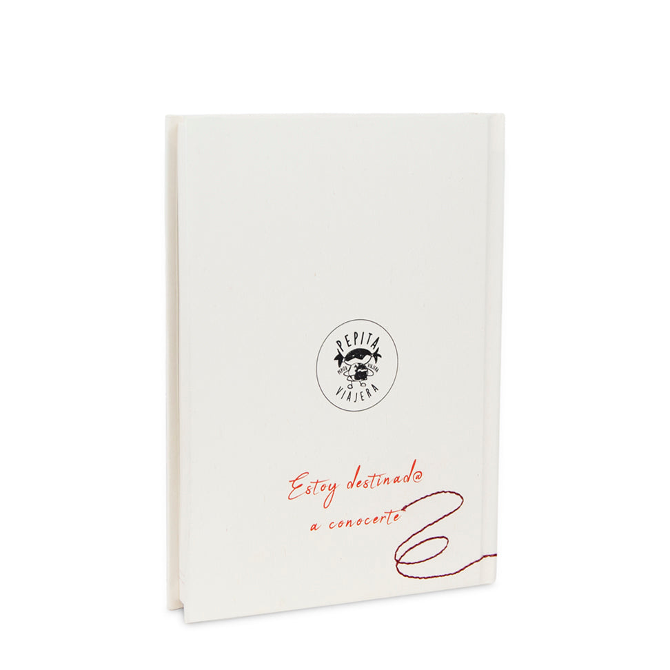 Pack Niji con cuaderno, vela, taza y botella del Hilo Rojo.