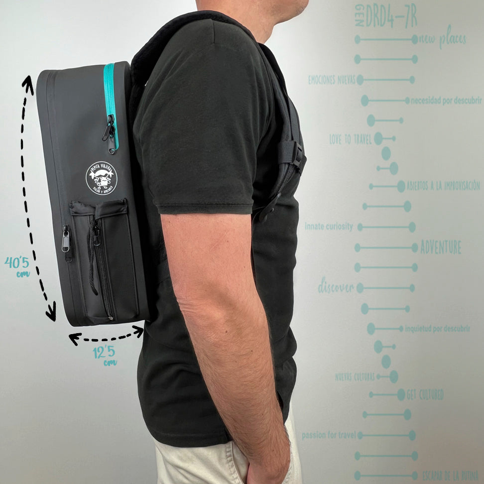 Mochila de viaje impermeable DRD4-7R
