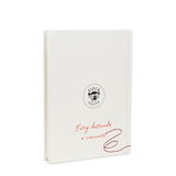 Pack Niji con cuaderno, vela, taza y botella del Hilo Rojo.