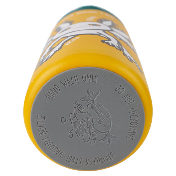 Detalle base silicona antiruido, logo grabado, botella infantil termica colección animales raros marca Pepita Viajera, regalos, viajar