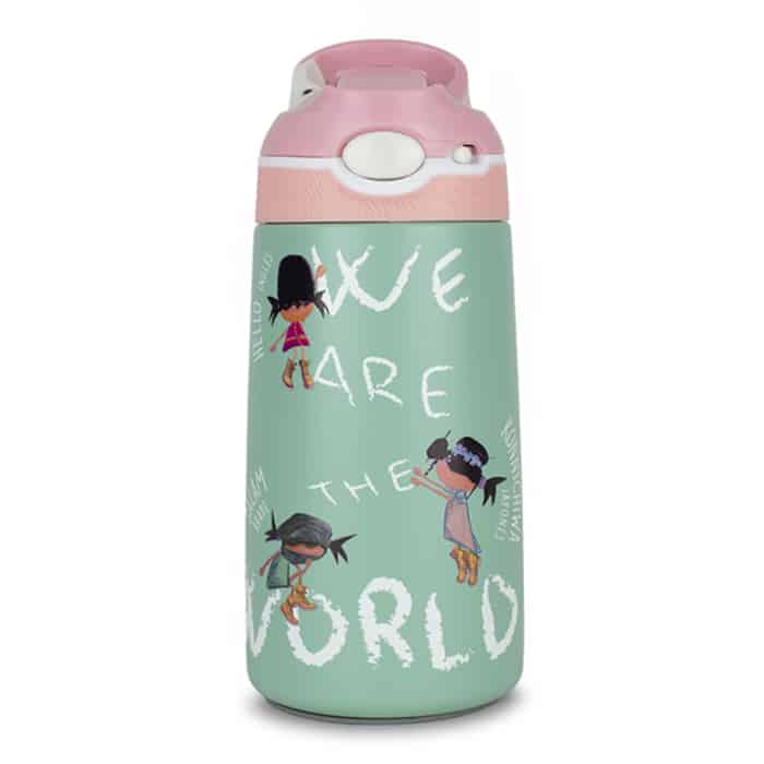 Detalle frontal botella infantil termica colección saludos del mundo marca Pepita Viajera