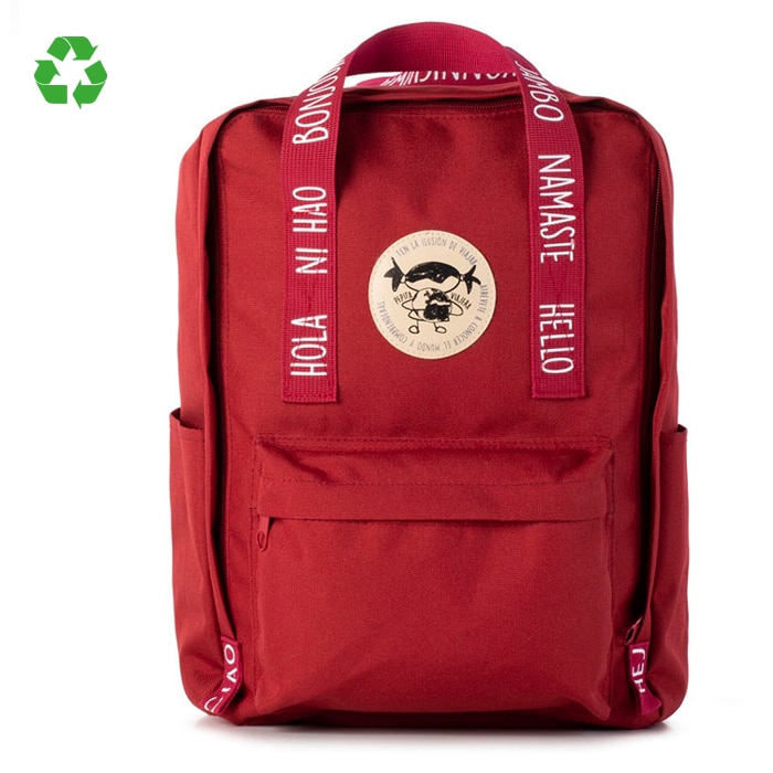 Vista frontal de la mochila modelos saludos del mundo de la marca Pepita Viajera en color rojo
